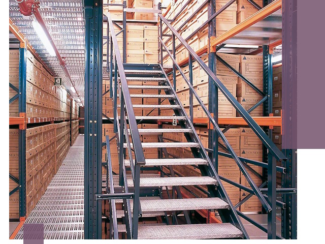 Лестницы складские прочные и безопасные под ключ в Петрозаводске