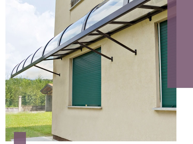 Козырьки над окнами в Петрозаводске — изготовление и монтаж по выгоде