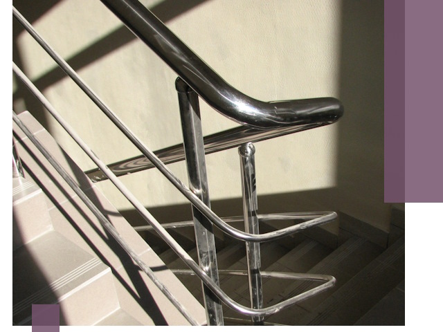 Поручни из нержавеющей стали под ключ в Петрозаводске